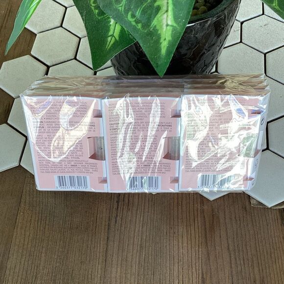 New Ralph Lauren Romance Perfume Samples 12 X 1.2ml (.04 oz) Sealed - Picture 3 of 4